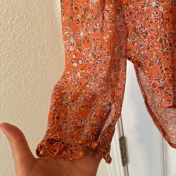 Lela Floral Blouse - Picture 5 of 7